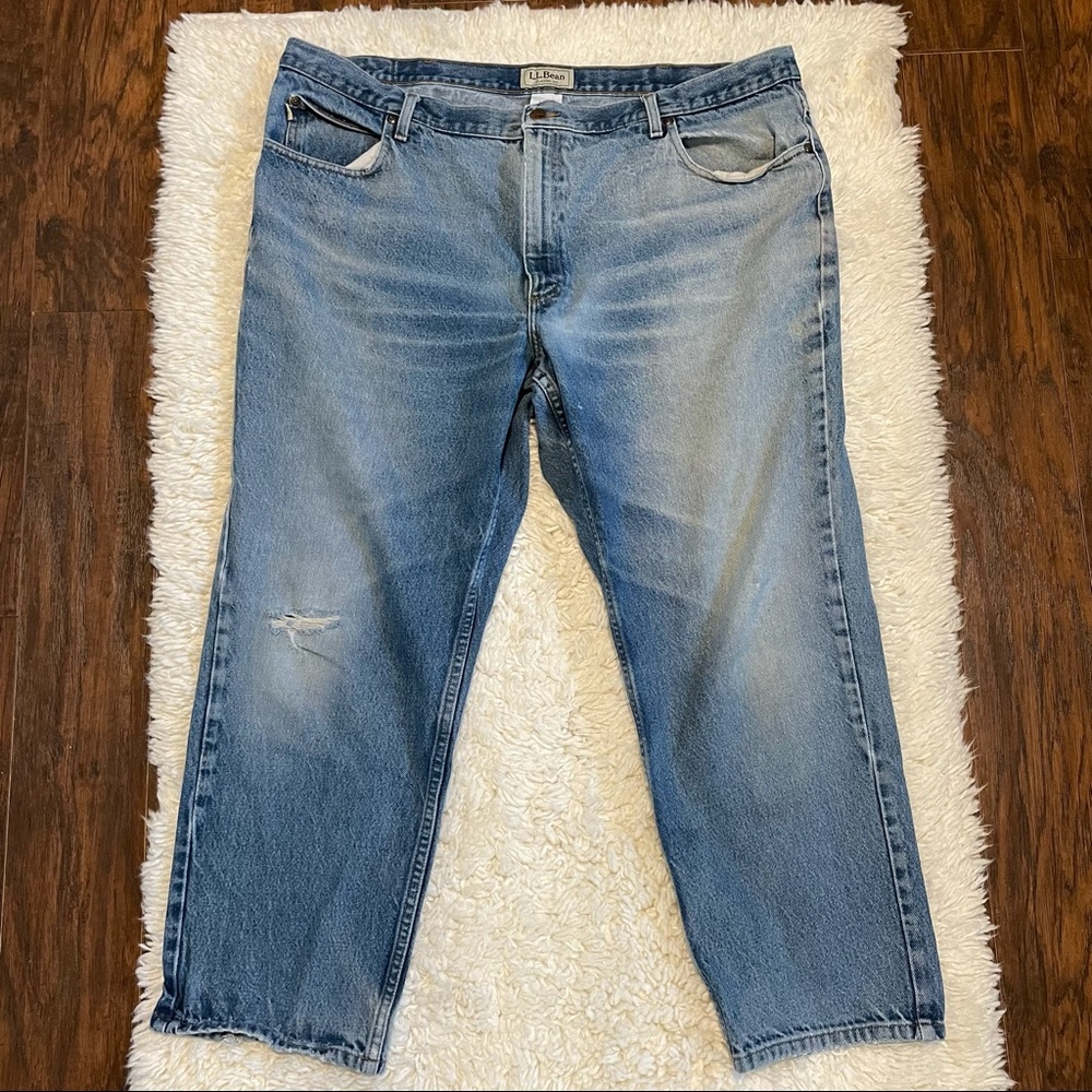 LL Bean Classic Fit Jeans Mens 44X29(28) Med Wash Straight Leg Distressed